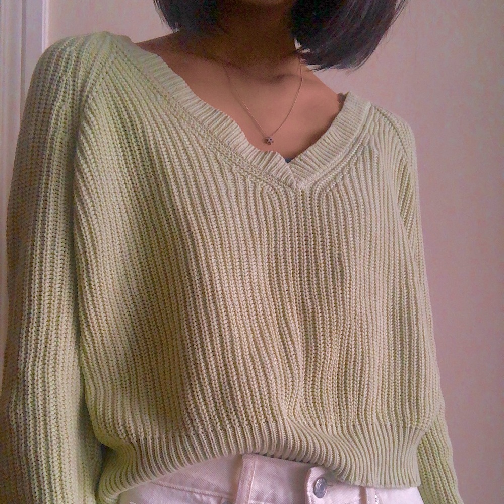 Forever 21 SMALL light green knit sweater